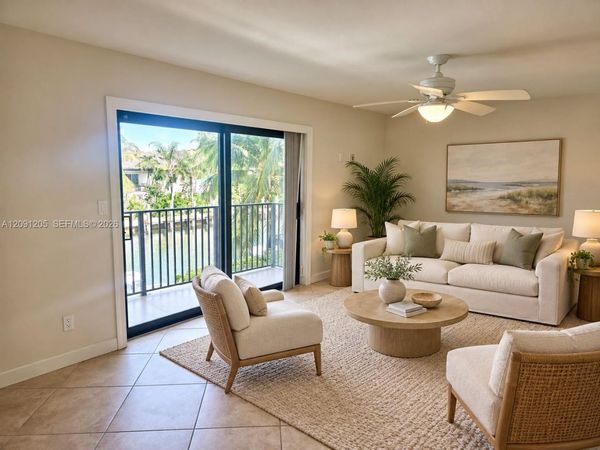 6855 Edgewater Dr, Unit 2CN (2B), Coral Gables, FL 33133