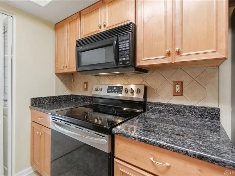 5691 Marshall Road, Dayton, OH 45429 Photo 16