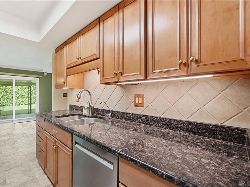 5691 Marshall Road, Dayton, OH 45429 Photo 18