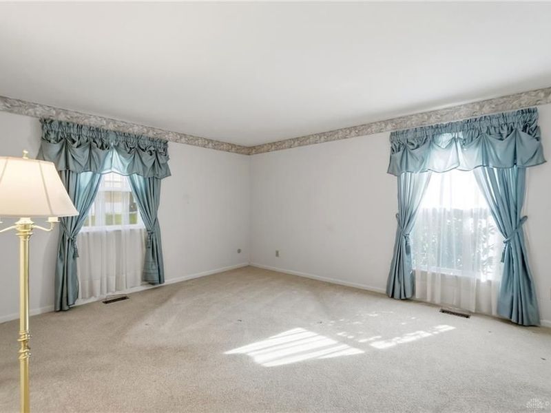 5691 Marshall Road, Dayton, OH 45429 Photo 24