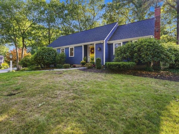 15 Alden Circle, Reading, MA 01867