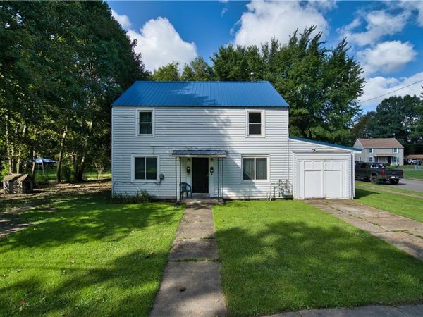 258 Allen Street , Elmira, NY 14904