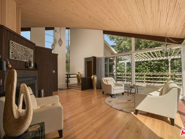 395 Loma Media Road, Santa Barbara, CA 93103
