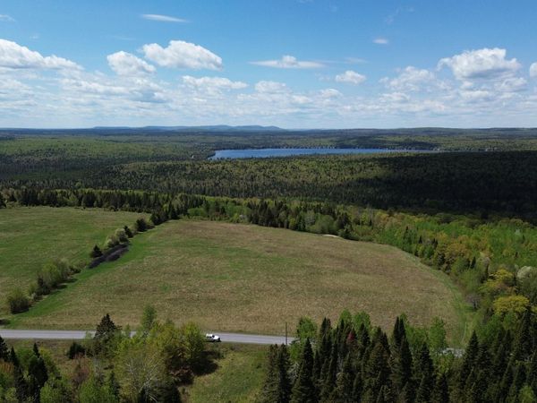 945 W Road, New Sweden, ME 04762