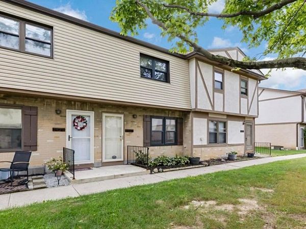3827 Queen Anne Place , Unit B25, Grove City, OH 43123