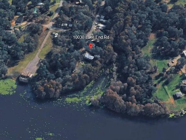 10030 Lake End Road , Mooringsport, LA 71060