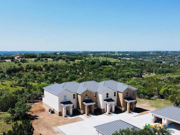 289 Stargrass, Unit D, Spring Branch, TX 78070