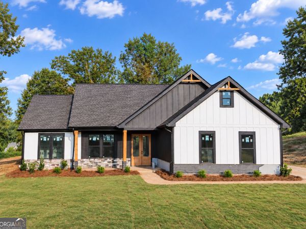 373 Stonington Drive, Mount Airy, GA 30563