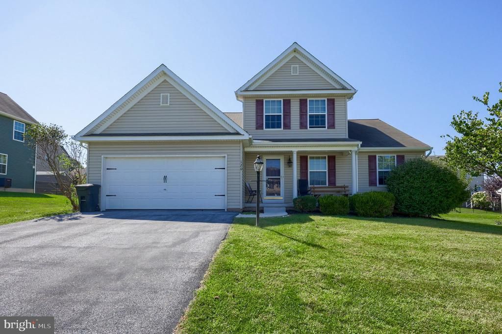 120 GREENFIELD DRIVE , LEOLA, PA 17540