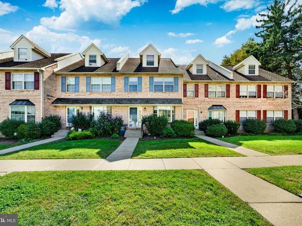 104 SUSAN CONSTANT COURT, Unit 4, NORRISTOWN, PA 19401