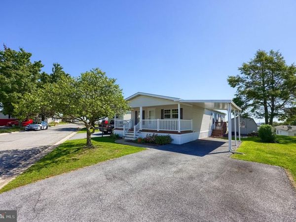 9 RIDGEWOOD MANOR , MANHEIM, PA 17545