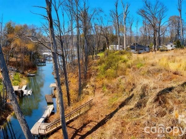 3700 Landmark Drive , Sherrills Ford, NC 28673