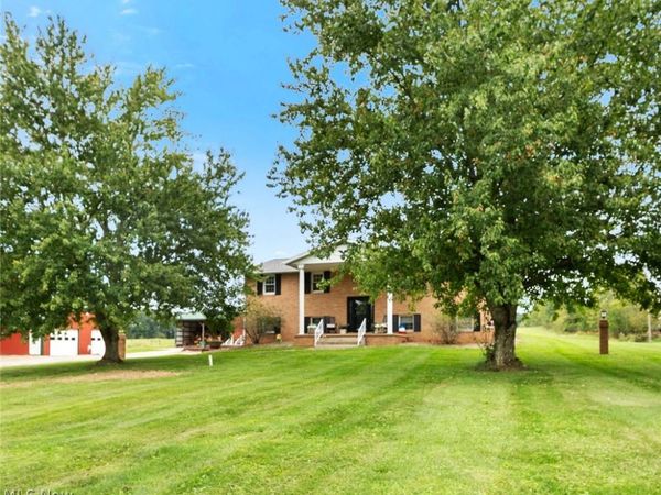 4025 Arrow Road NW, Carrollton, OH 44615