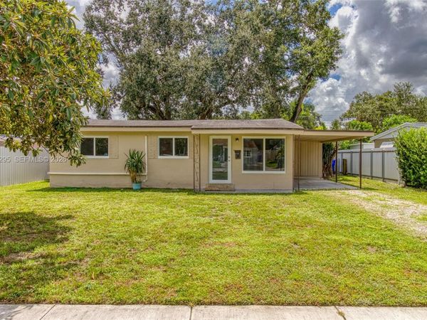 6634 Atlanta St , Hollywood, FL 33024