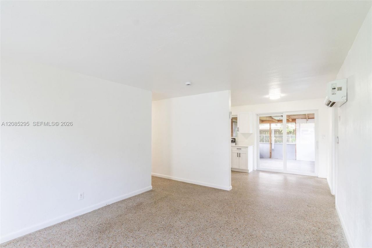 6634 Atlanta St , Hollywood, FL 33024 Photo