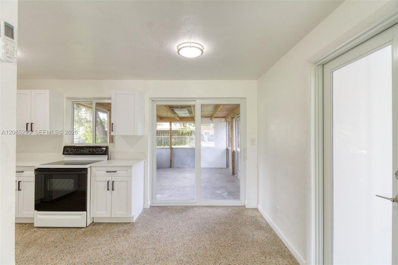 6634 Atlanta St , Hollywood, FL 33024 Photo
