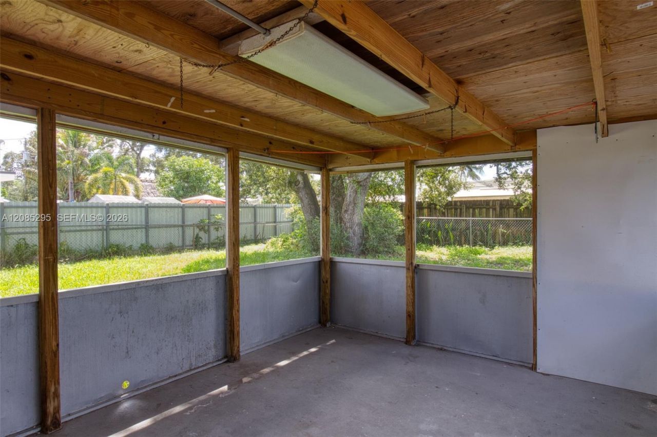 6634 Atlanta St , Hollywood, FL 33024 Photo