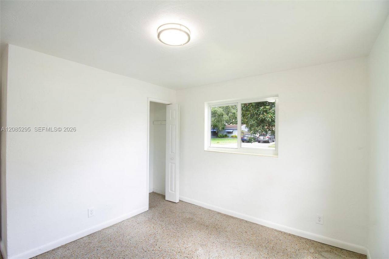 6634 Atlanta St , Hollywood, FL 33024 Photo