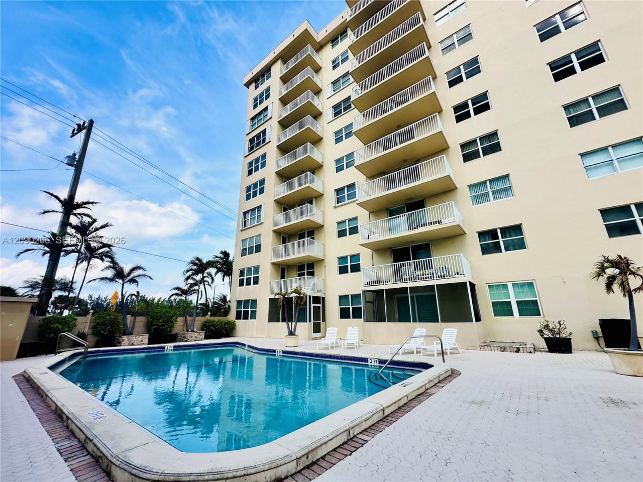 1401 S Ocean Dr , Unit 303, Hollywood, FL 33019 Photo