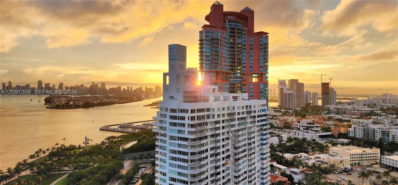 100 S Pointe Dr, Unit 2403, Miami Beach, FL 33139 Photo