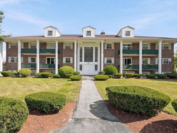237 N Main St, Unit 5, Andover, MA 01810