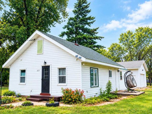 327 11th Street S, Sauk Rapids, MN 56379