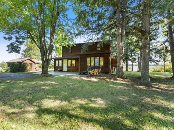 246 Magnor Lake Court, Clayton, WI 54004