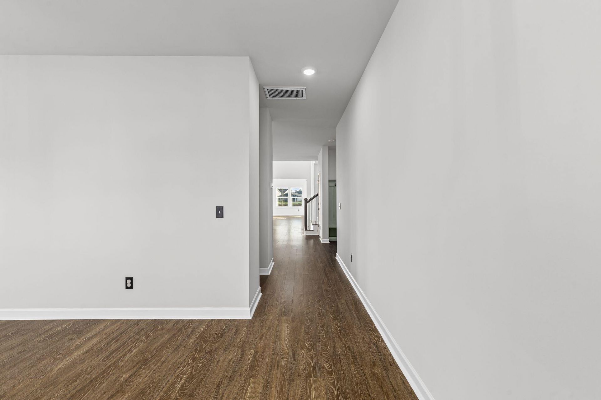 409 Carrara Drive Photo 10