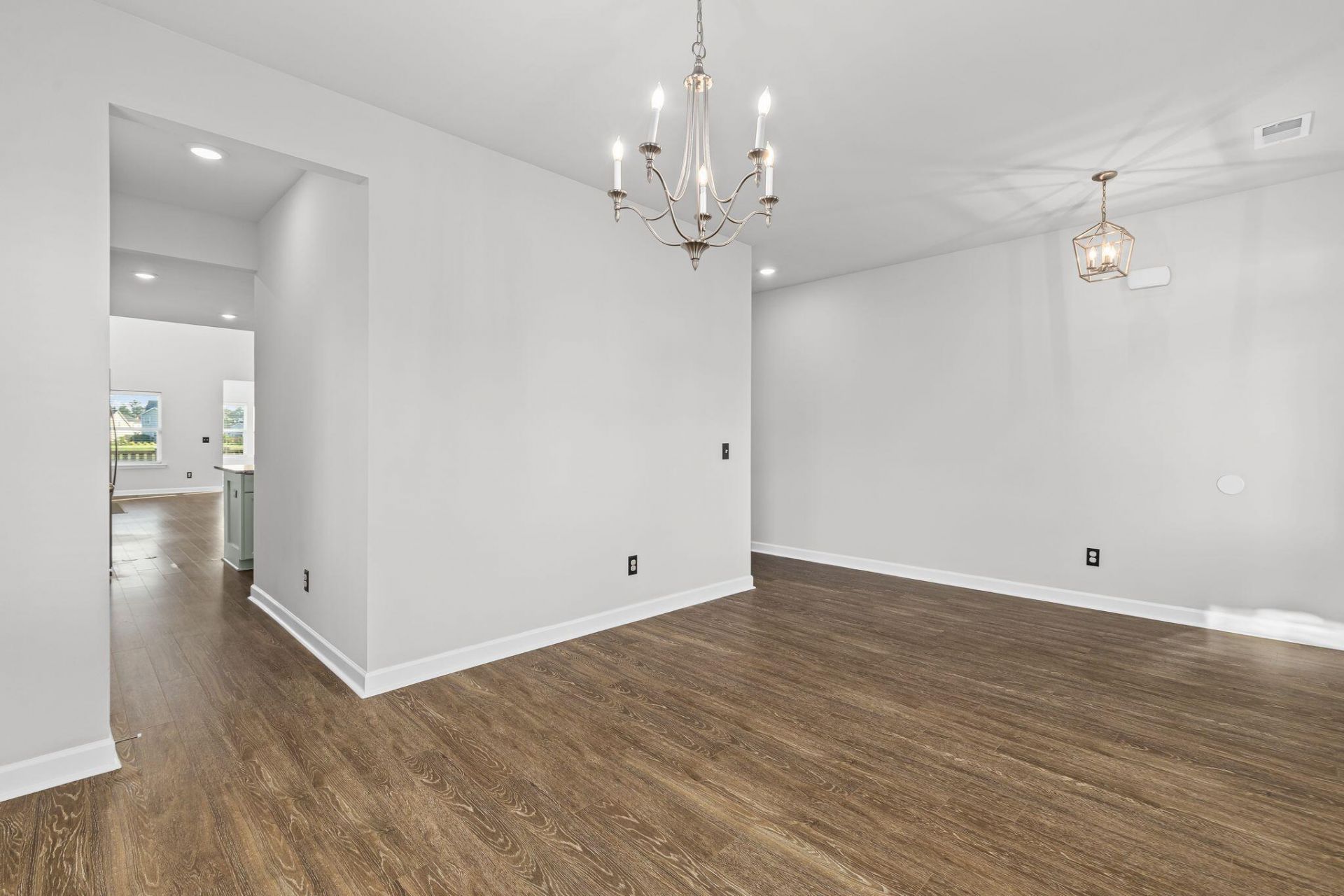 409 Carrara Drive Photo 15
