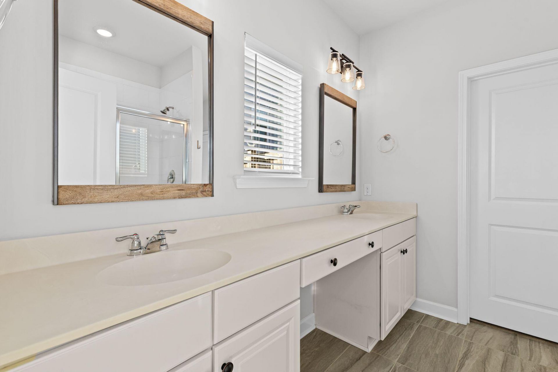 409 Carrara Drive Photo 38