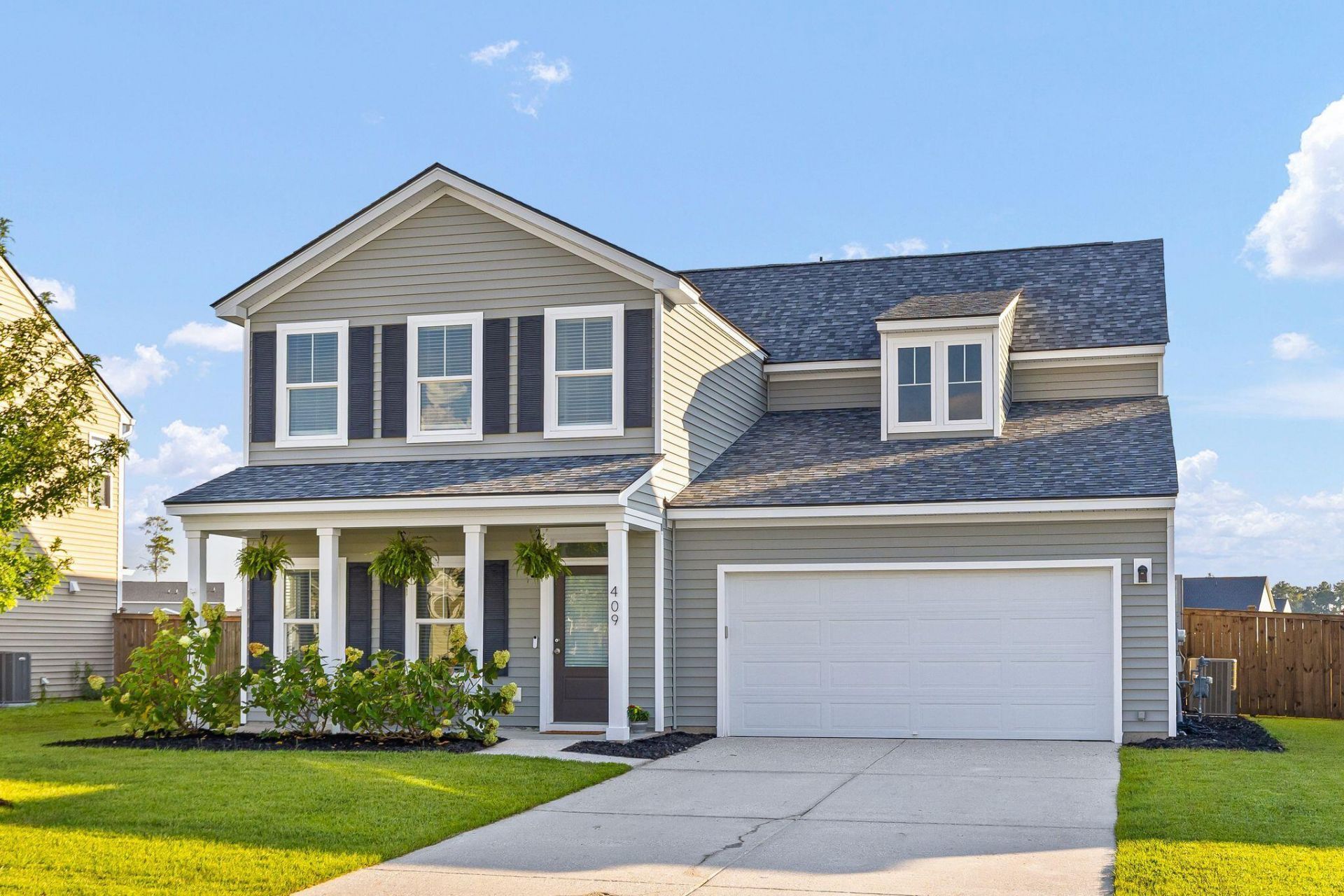 409 Carrara Drive Photo 4