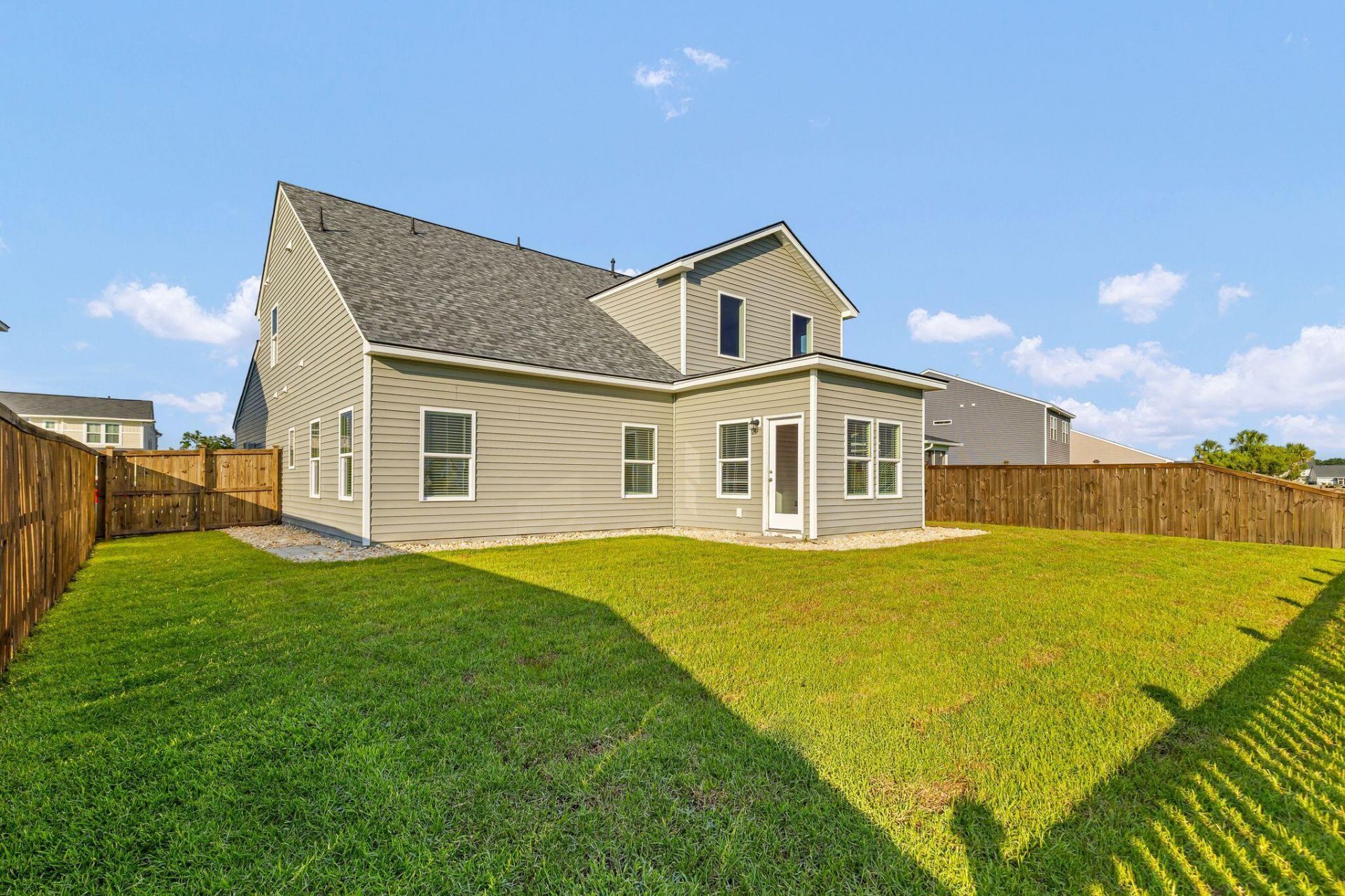 409 Carrara Drive Photo 54