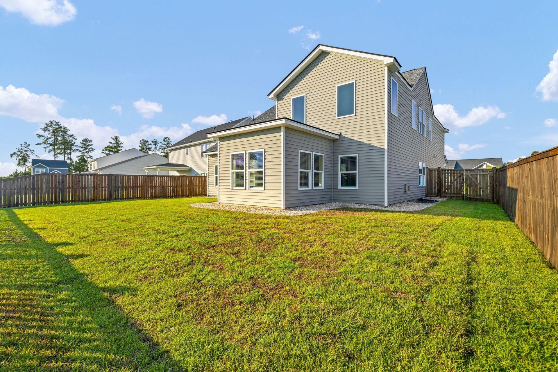 409 Carrara Drive Photo 56
