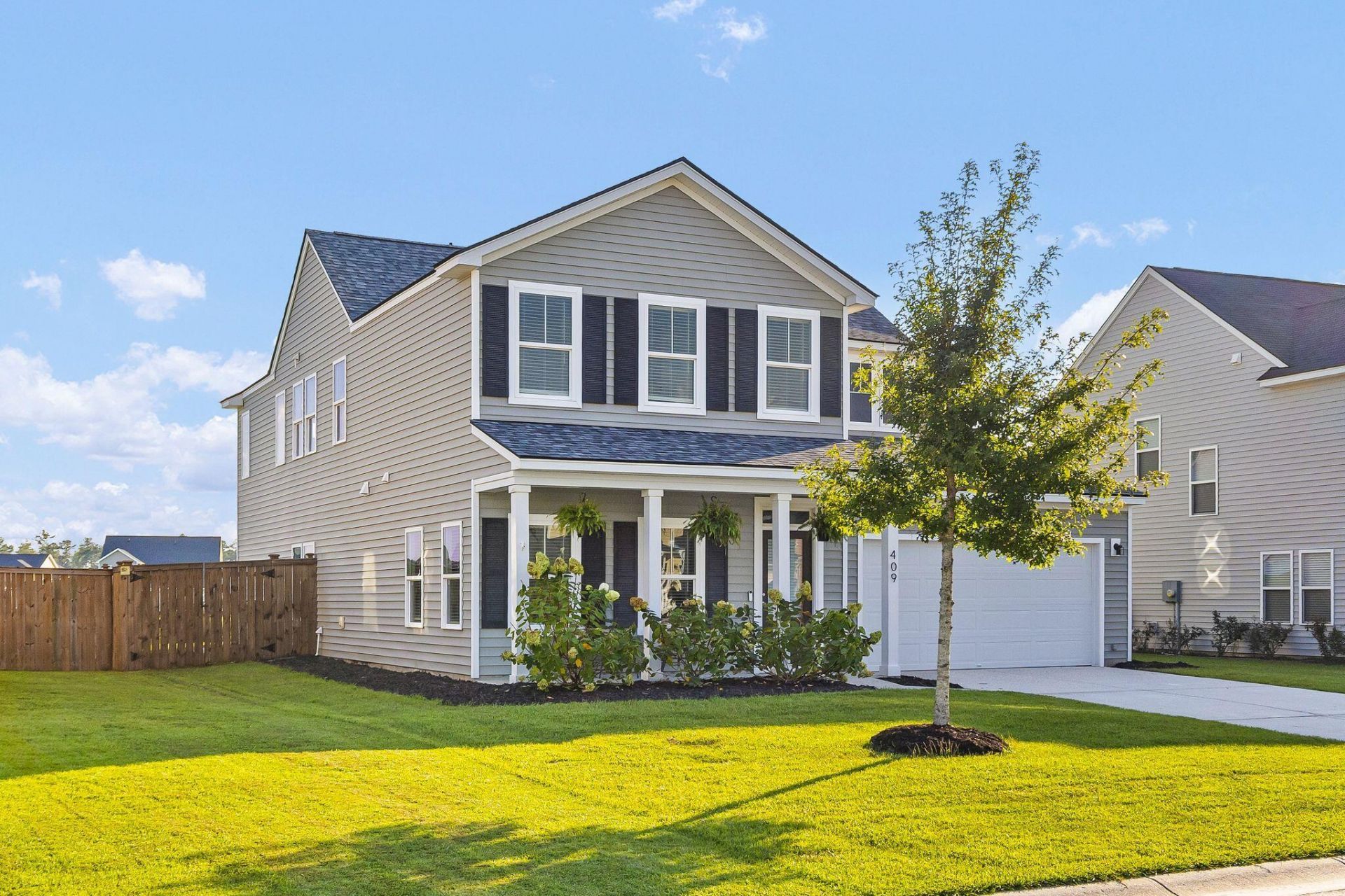 409 Carrara Drive Photo 6