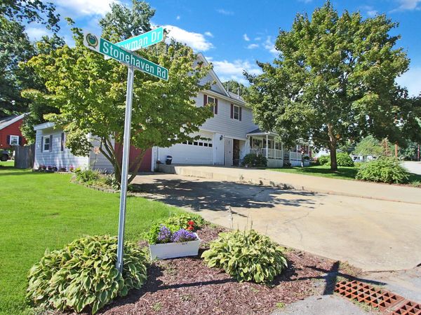 12 Stonehaven Road, Nashua, NH 03062