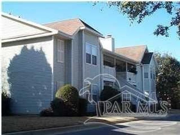 601 E Burgess Rd, Unit J6, Pensacola, FL 32504