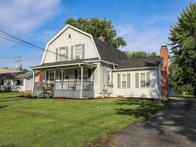 526 N Freedom Street, Ravenna, OH 44266 Photo 2