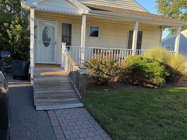 13 Barry Road , Amityville, NY 11701