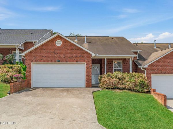 923 Webster Groves Lane, Knoxville, TN 37909
