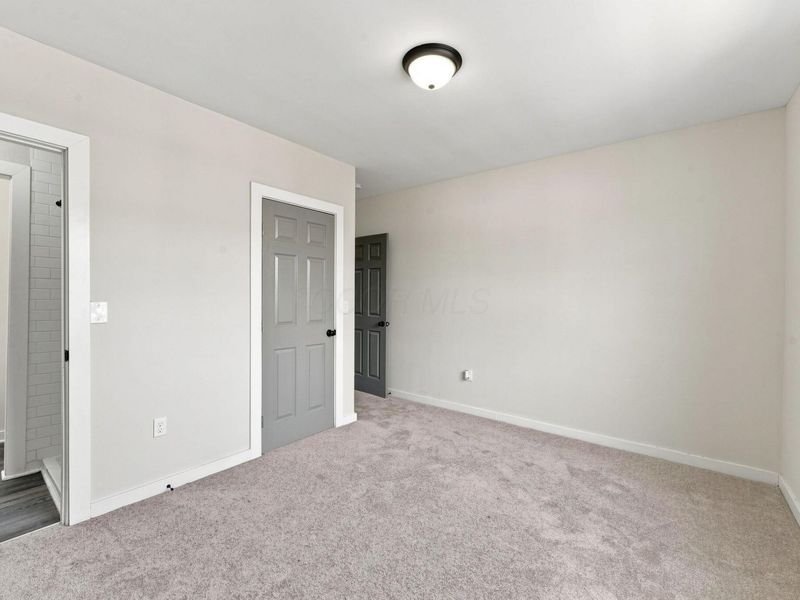 905 Bellows Avenue , Columbus, OH 43223 Photo 32
