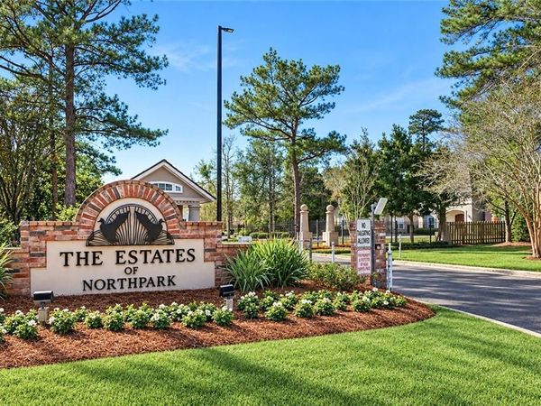 52 WALNUT Place , Covington, LA 70433
