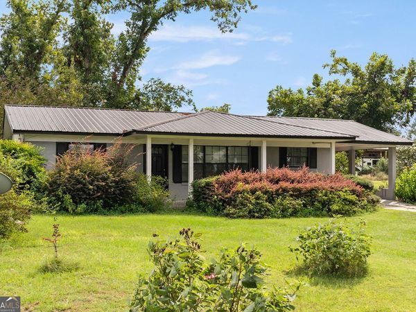 27 Patricia Lane, Hazlehurst, GA 31539