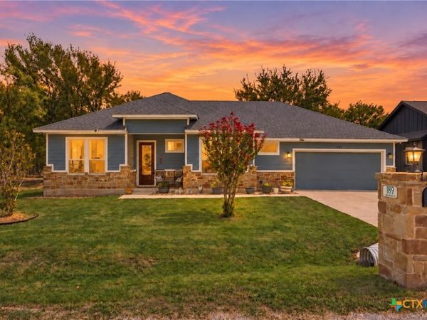189 Waikakaaua Drive, Bastrop, TX 78602