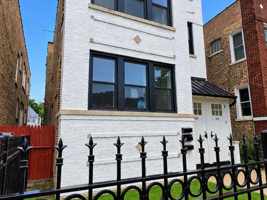 Main Photo
