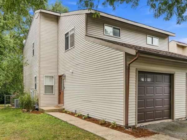 27W113 Cooley Avenue, Winfield, IL 60190