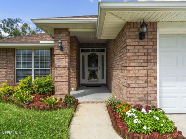 7705 VANDALAY Drive, Jacksonville, FL 32244