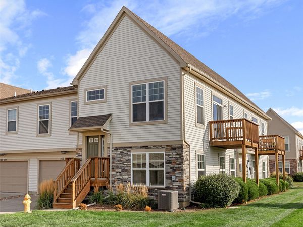 160 80th Street, Unit 103, West Des Moines, IA 50266