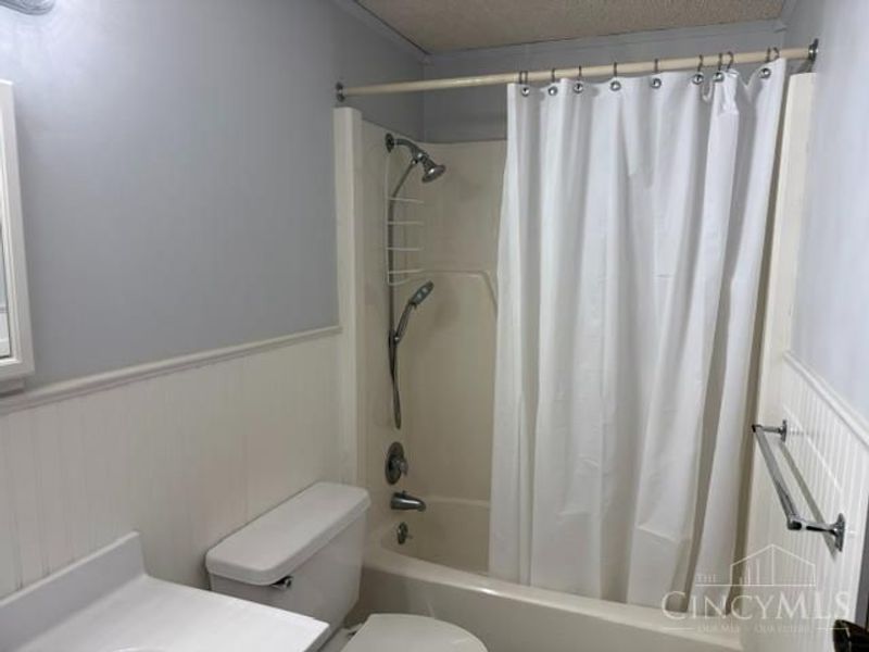 5064 Queenswood Court, West Chester, OH 45011 Photo 10