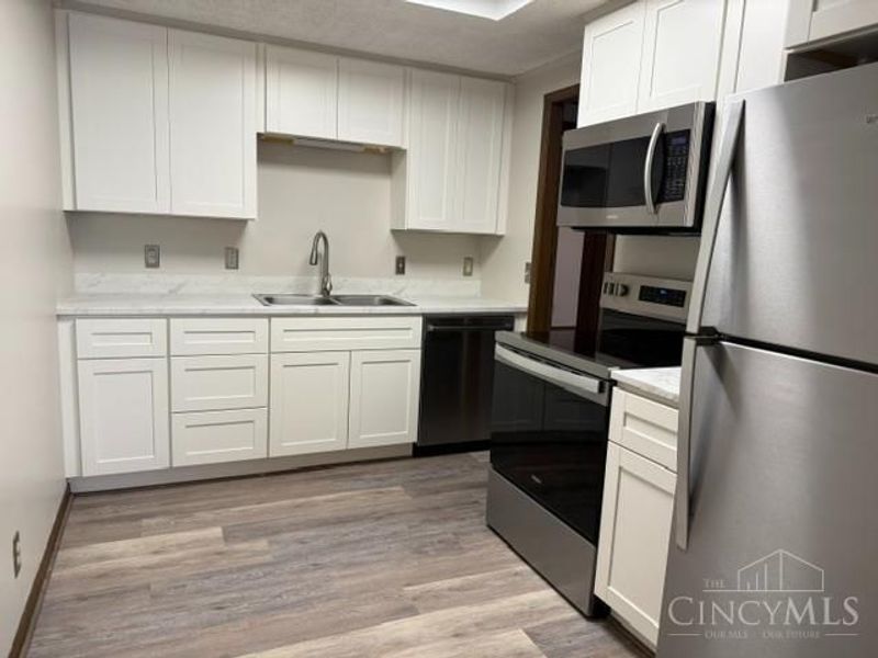 5064 Queenswood Court, West Chester, OH 45011 Photo 8