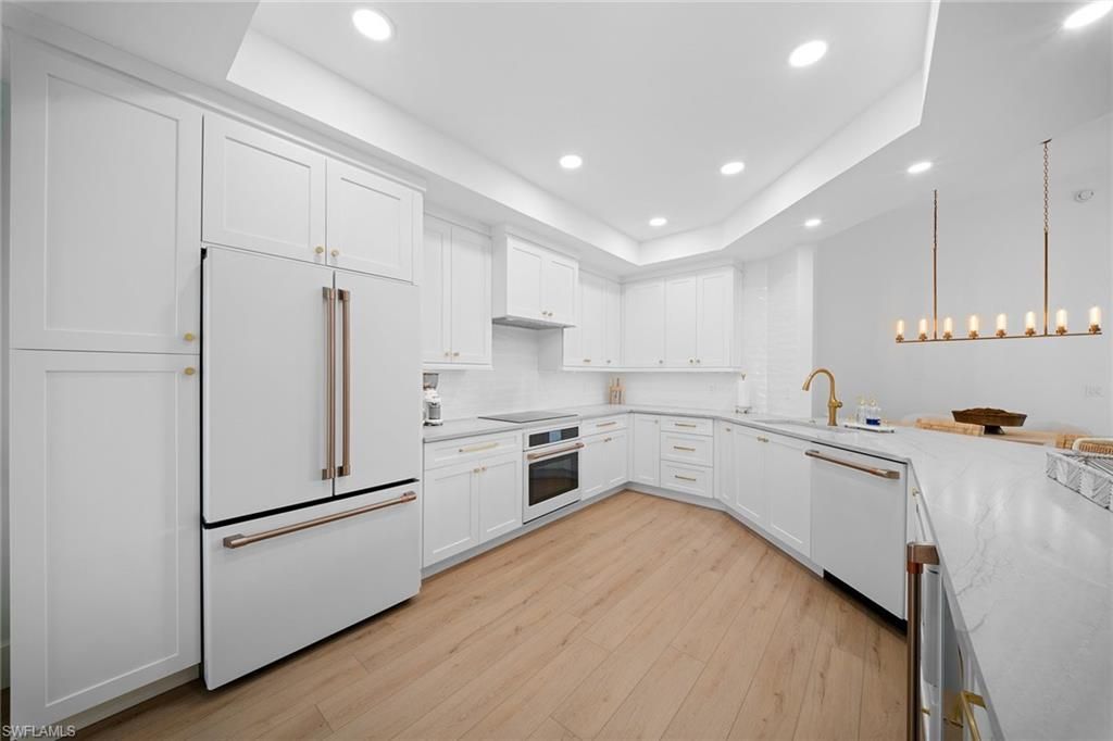 7016 Pelican Bay Blvd, Unit G202, Naples, FL 34108 Photo